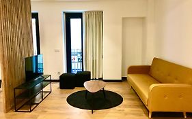 Loft De Diseno Con Balcon